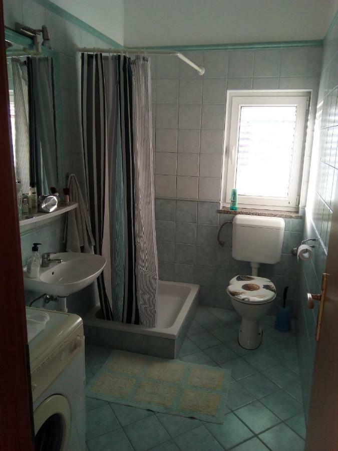 באסקה Apartments Ljubica מראה חיצוני תמונה